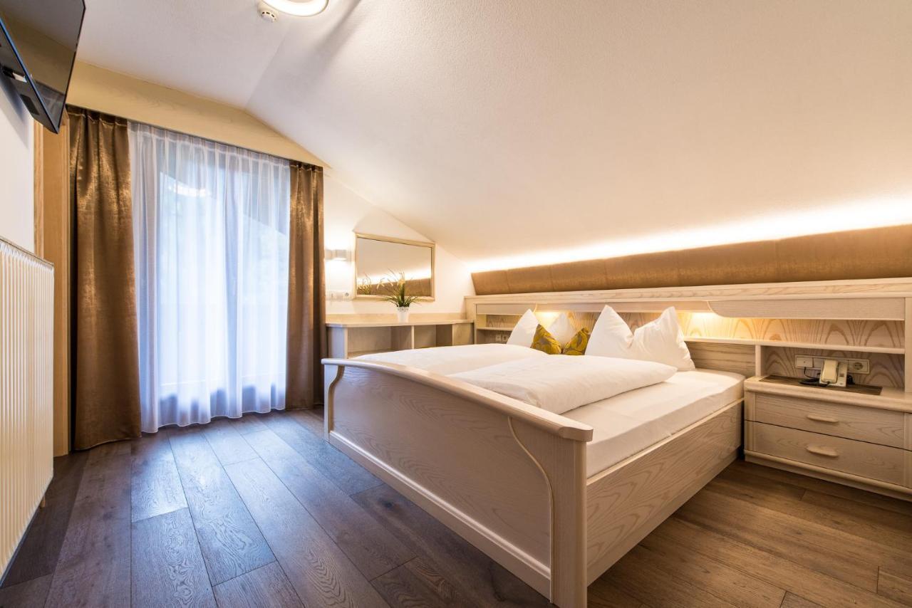 Hotel Sigmunderhof Chienes Luaran gambar