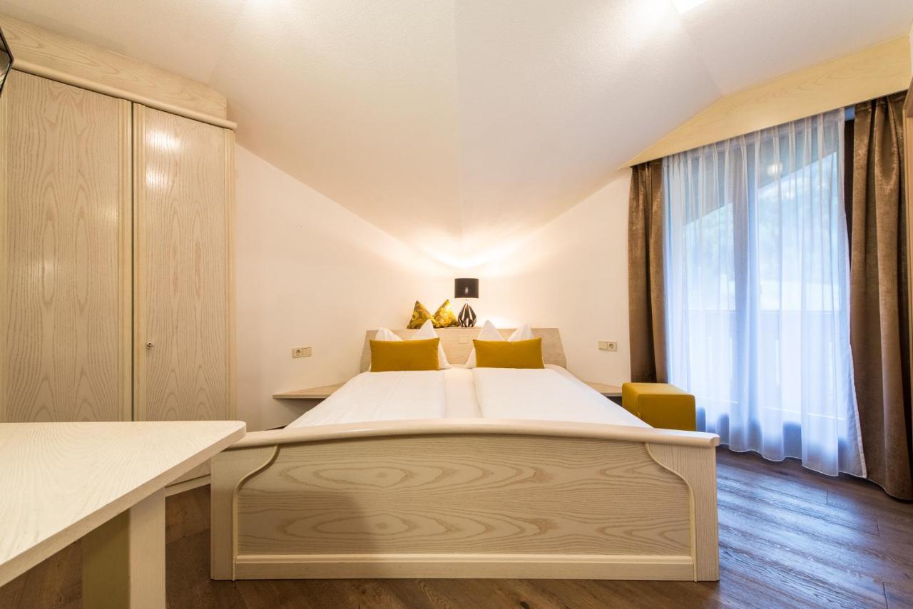 Hotel Sigmunderhof Chienes Luaran gambar