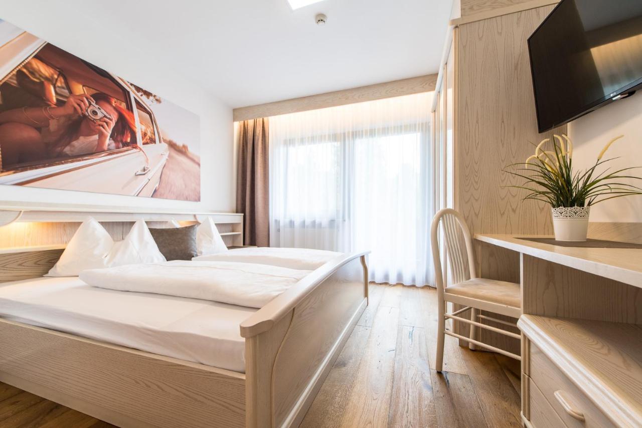 Hotel Sigmunderhof Chienes Luaran gambar