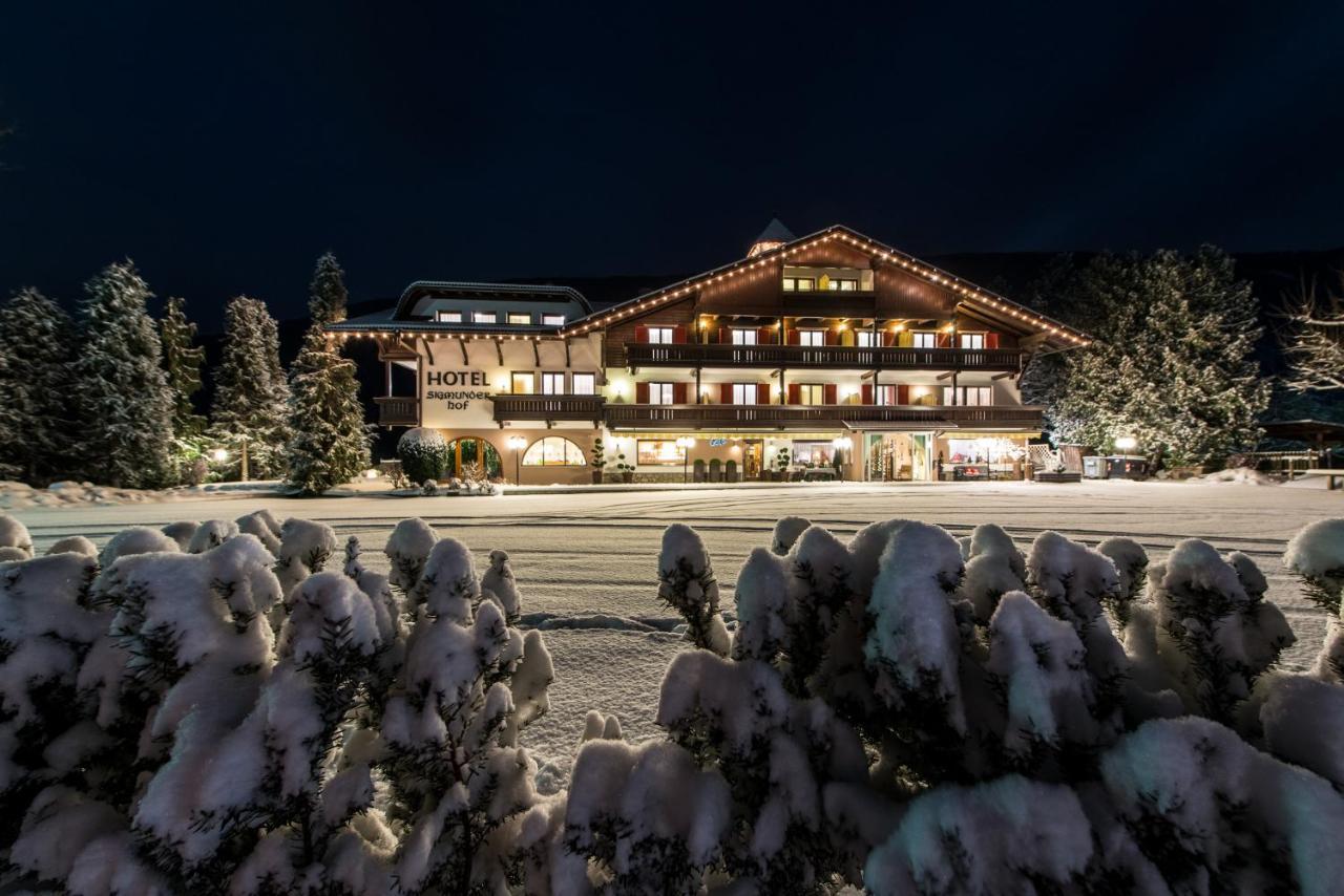 Hotel Sigmunderhof Chienes Luaran gambar