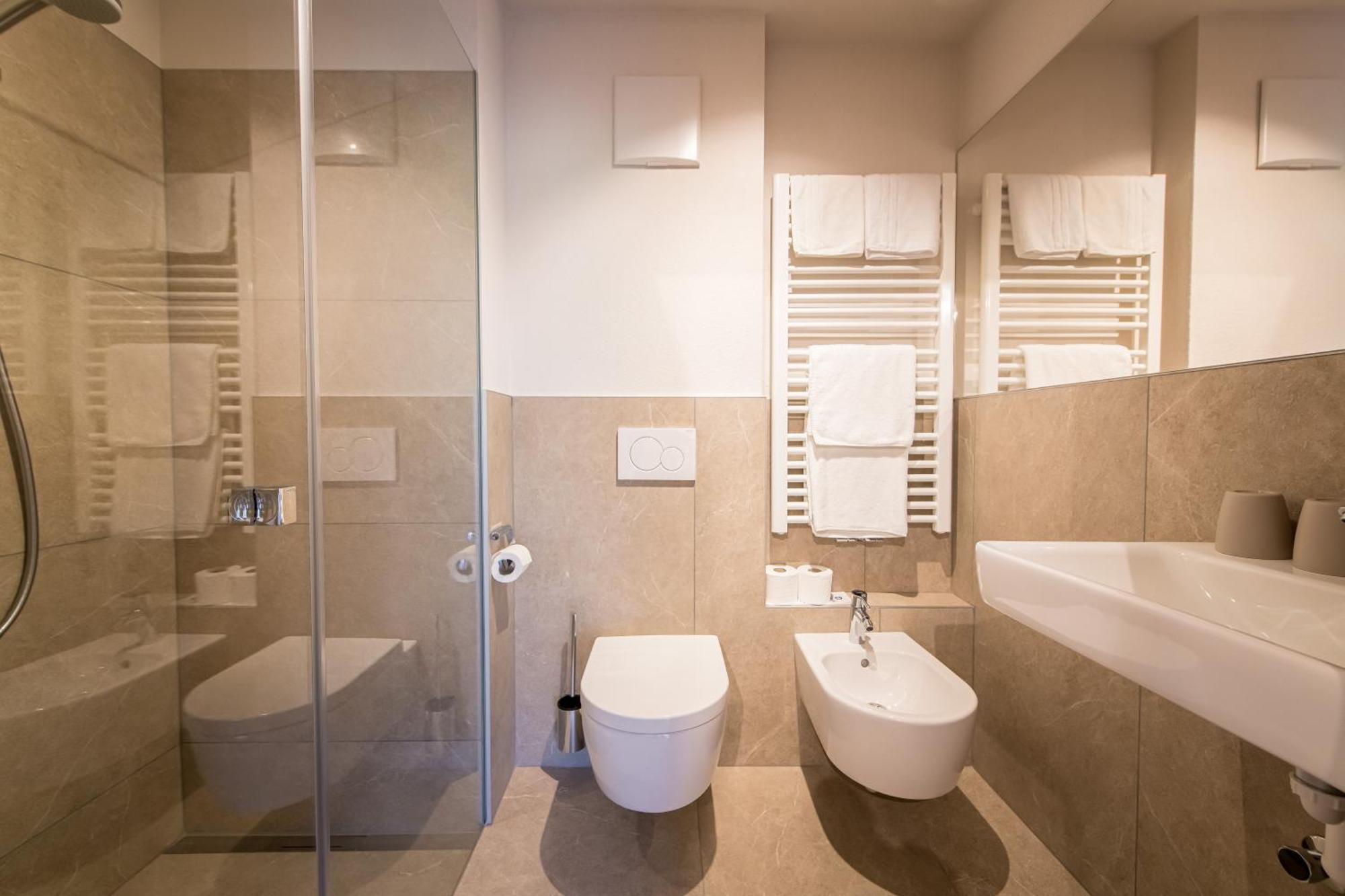 Hotel Sigmunderhof Chienes Luaran gambar